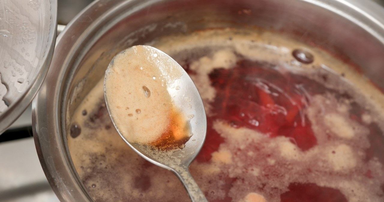 Zgodnie z jednym przesądem, nieodpowiednie gotowanie barszczu może przynieść pecha /Pixel