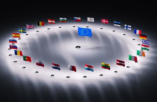 Zgodnie z Traktatem Akcesyjnym, do strefy euro wejść musimy. Ustalenie daty leży w naszej gestii /&copy; Panthermedia