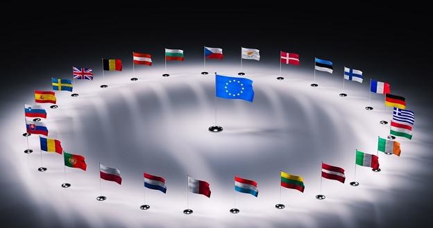 Zgodnie z Traktatem Akcesyjnym, do strefy euro wejść musimy. Ustalenie daty leży w naszej gestii /&copy; Panthermedia