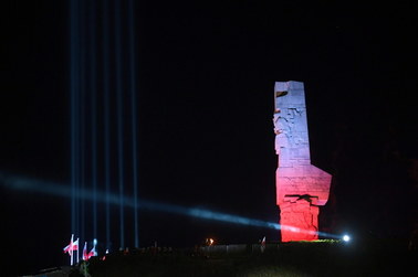 Zidentyfikowano szczątki obrońców Westerplatte. Będzie uroczysty pogrzeb