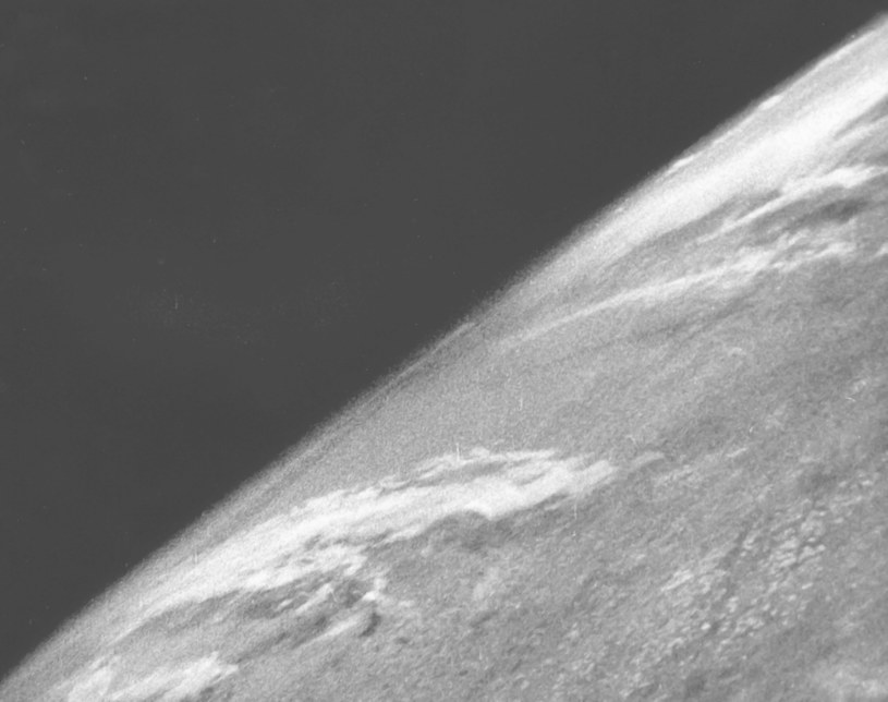 Ziemia na pierwszym zdjęciu wykonanym z kosmosu - U.S. Army/White Sands Missile Range/Applied Physics Laboratory