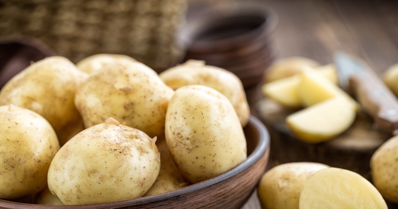 ​Ziemniaki można kupić w czeskim automacie koło miasta Klatovy /123RF/PICSEL