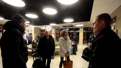 Zima dokuczyła pasażerom kolei. Spędzili w pociągu ponad dobę