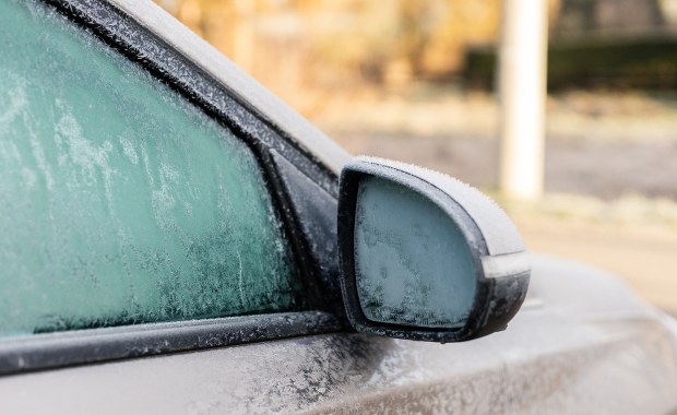 Zima nie odpuszcza. Nadchodzą mrozy, śnieg i gołoledź