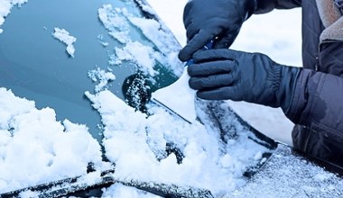 Zima uderzyła z pełną mocą! Te hity z Biedronki to teraz absolutny must-have dla kierowców