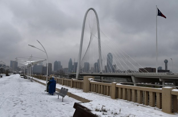 Zima w Dallas w Teksasie /LARRY W. SMITH /PAP/EPA