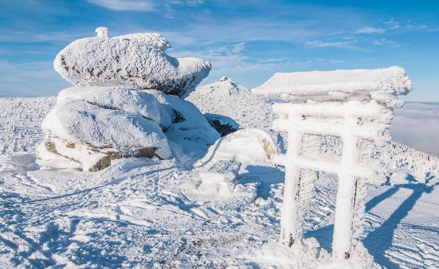 ​Zima w Karkonoszach: Zamknięte szlaki, miejscami zalega warstwa lodu