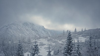 ​Zima wróciła w Tatry. W górach może być naprawdę niebezpiecznie