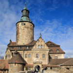 Zimą wygląda jak z bajki. Ferie to idealny czas na wizytę