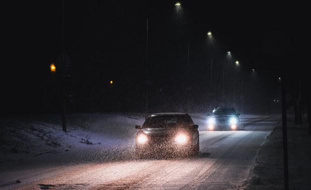 Zima zaatakowała, apel do kierowców. Może spaść nawet 20 cm śniegu 