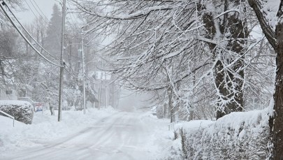 Zima zaatakuje w sylwestra. Opady śniegu i mróz na koniec 2025 roku