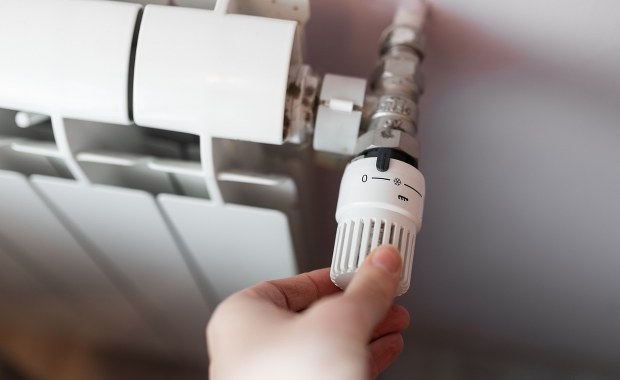 Zimne kaloryfery i brak ciepłej wody.  Awaria we Wrocławiu