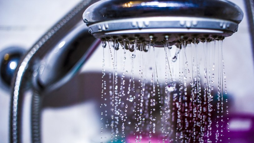 Zimny prysznic przynosi mnóstwo korzyści /pixabay.com