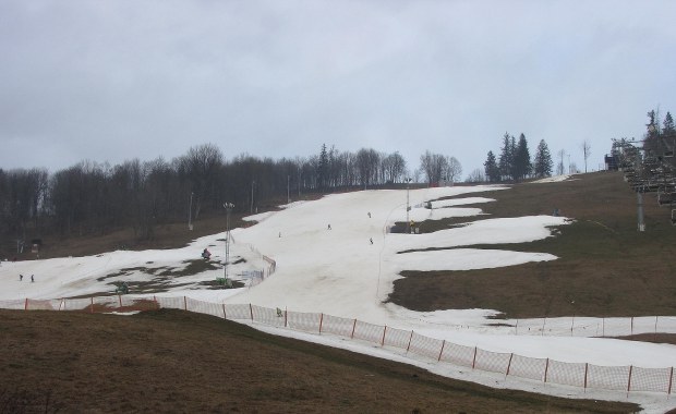 "Zimowa" Polska liczy straty. Wszyscy czekają na ferie  