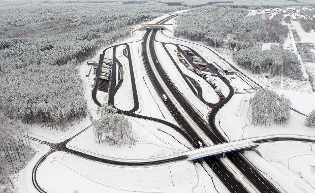 Zimowo na wschodzie, jesiennie na zachodzie. Pogoda na weekend