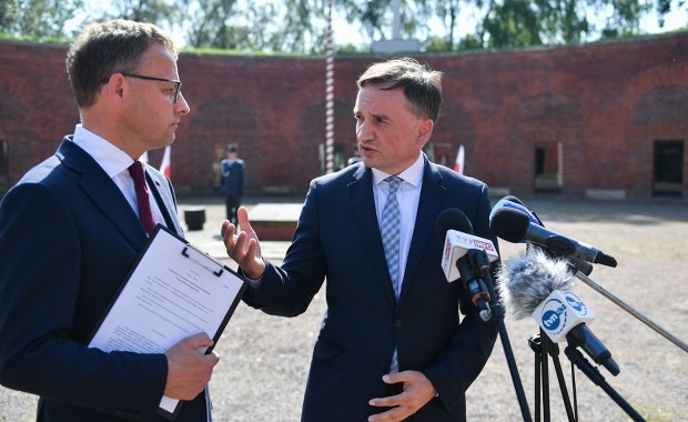 Ziobro i Romanowski ukarani naganą. Oto uzasadnienie sejmowej komisji