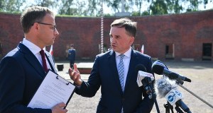 Ziobro i Romanowski ukarani naganą. Oto uzasadnienie sejmowej komisji