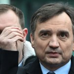 Ziobro: Nie widzę powodu, by Romanowski rezygnował z mandatu