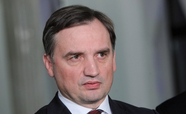 Ziobro zapowiada, że napisze list do unijnej komisarz. "Czy wie, jak są powoływani sędziowie w jej kraju?"