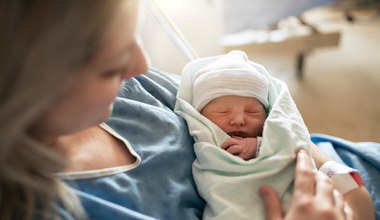 Zjawiska adaptacyjne noworodka. Co dzieje się z dzieckiem w pierwszych dobach życia?