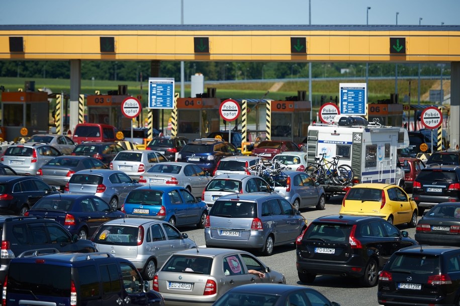 Zjazd z autostrady A1 w Rusocinie /PAP/Adam Warżawa    /PAP