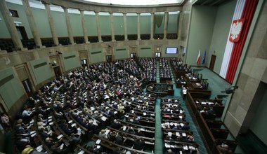 Zjednoczona Prawica ze Zjednoczoną Lewicą? "Baśnie" i "żarty"