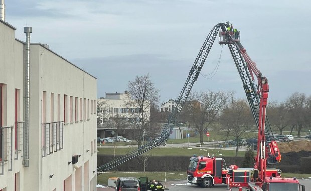 Złamała się strażacka drabina. Dziwne tłumaczenie producenta