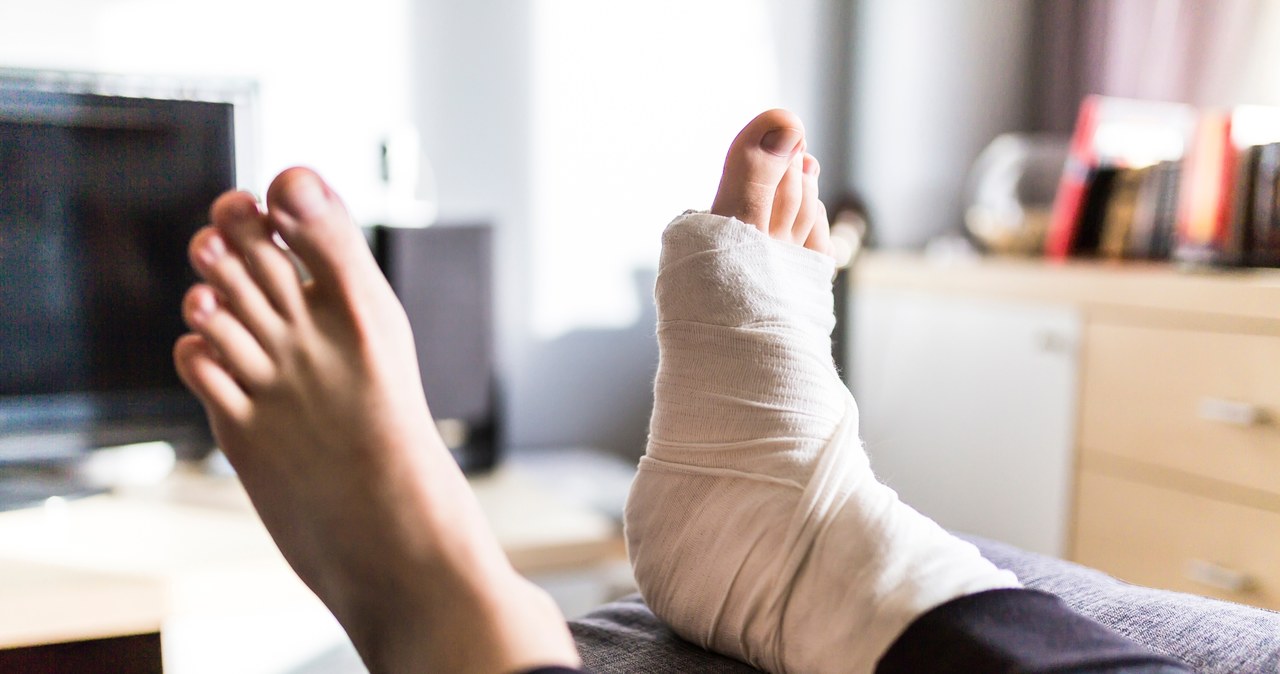 Złamania  to częsta konsekwencja osteoporozy – odpowiednia profilaktyka może znacząco zmniejszyć to ryzyko /123RF/PICSEL