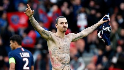 Zlatan Ibrahimovic zdjął koszulkę. Chciał zwrócić uwagę na głód 