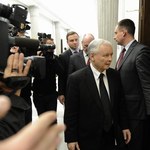 Złe informacje dla Kaczyńskiego. Ranking zaufania CBOS