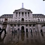 Złe prognozy dla funta. Waluta Brytyjczyków może przegrać nawet z osłabionym dolarem