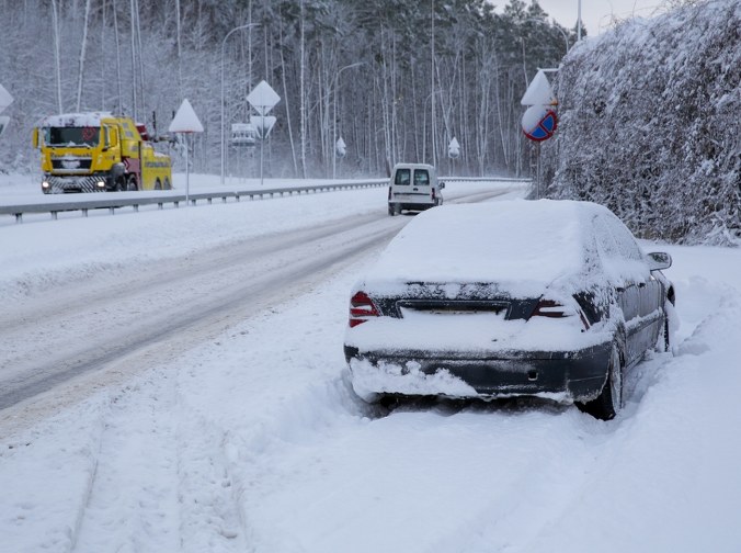 Złe prognozy na 1 stycznia: śnieg, marznący deszcz i zamiecie