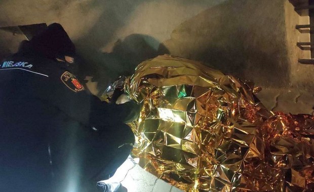 Źle się poczuł i zaczepiał przechodniów. Żaden mu nie pomógł