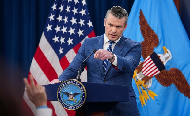 Złe wieści dla Kijowa. Hegseth omija ważne spotkanie