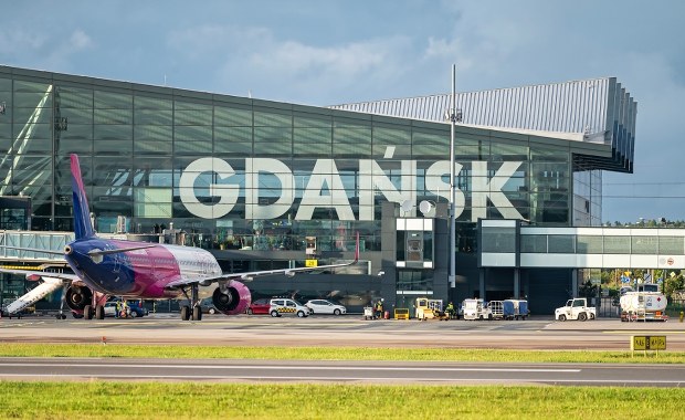 Złe wieści dla podróżnych. Te loty z Polski właśnie zniknęły z rozkładów