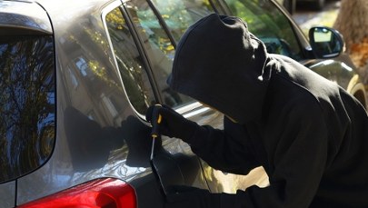 ​Złodzieje samochodów mają teraz inną strategię. Oto co naprawdę kradną
