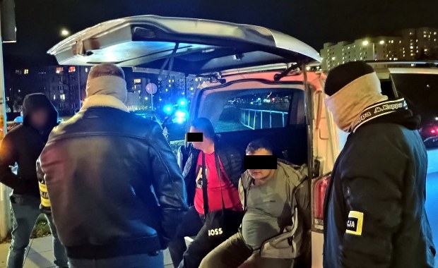 Złodzieje samochodów w rękach policji. Usłyszeli zarzuty