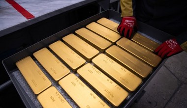 Złoto w skarbcu NBP mniej warte. Ten metal nie zawsze drożeje w ciężkich czasach
