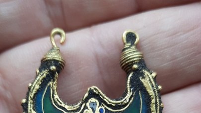 Złoty kolczyk z Bizancjum. Skarb wikinga w Danii 