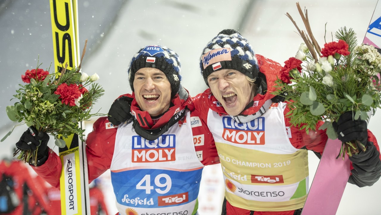 Złoty Kubacki, srebrny Stoch! Niewiarygodne emocje na MŚ w Seefeld! [ZOBACZ SKOKI POLAKÓW]