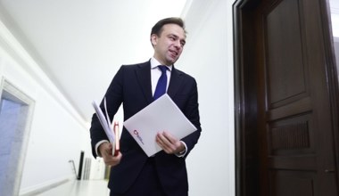 Złoty mocny, rentowność obligacji spadła. "Przyszedł Jason z wielką maczetą"