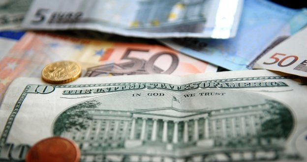Złoty może zostać zaatakowany przez spekulantów! /AFP