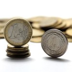 Złoty w czwartek wahał się w przedziale 4,19-4,21 za euro