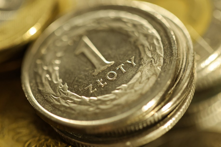 Złoty w środę rano mocniejszy niż we wtorek wieczorem / 	Leszek Szymański    /PAP