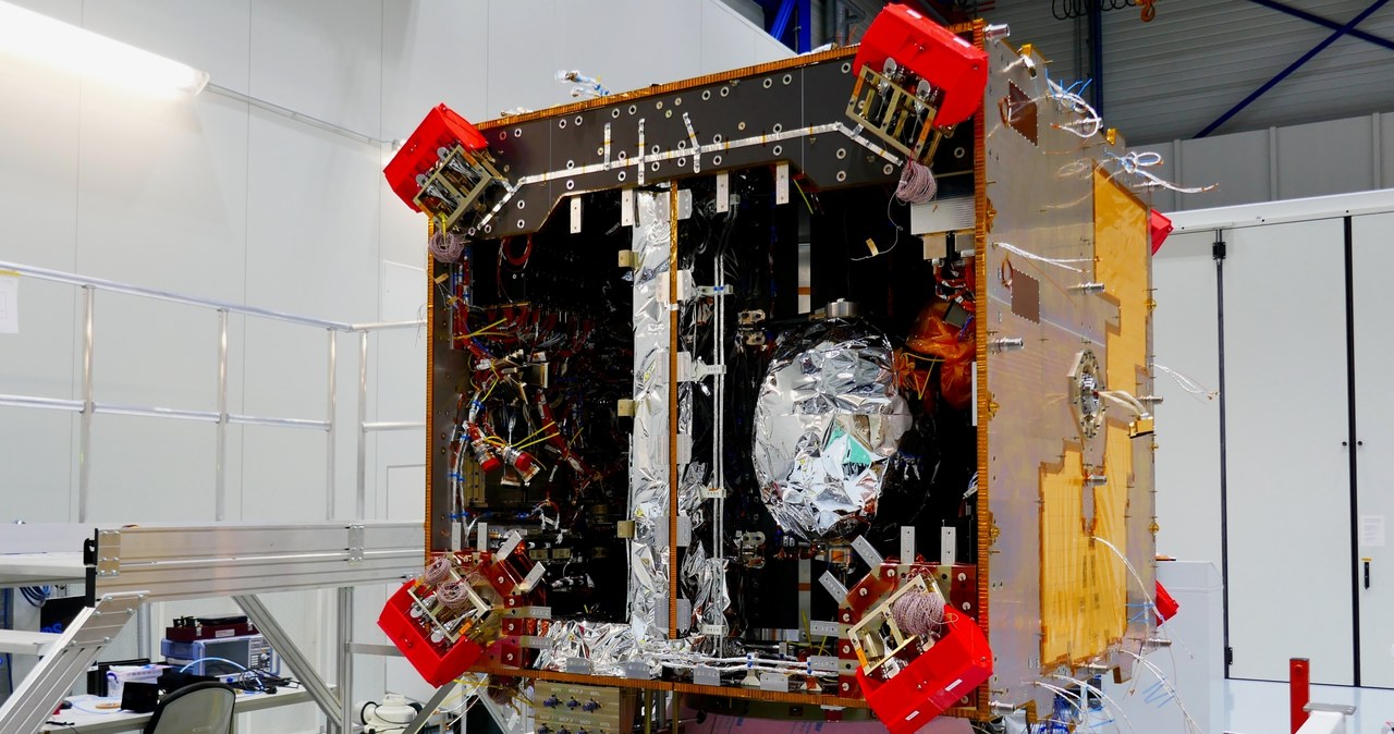Złożona sonda HERA należąca do ESA /ESA /materiały prasowe