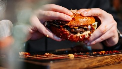 Zmarł cztery godziny po zjedzeniu hamburgera. Powodem rzadka alergia