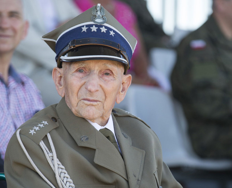 Zmarł Józef Węgiel - ostatni uczestnik bitwy pod Mławą w 1939 roku /Andrzej Iwańczuk /Reporter