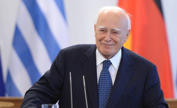 Zmarł Karolos Papoulias. Były prezydent Grecji miał 92 lata
