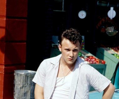 Zmarłego aktora upamiętnił kolega po fachu - James Franco, z którym Renfro wygrał walkę o rolę w filmie "Gang braci" w 2002 roku.  Franco zwrócił uwagę, że tragiczne odejście Renfro przyćmiła informacja o śmierci Heatha Ledgera.

"Heath Ledger zmarł tydzień później, mam wrażenie, że Brad został już zupełnie zapomniany. Nawet nie wspomnieli o nim podczas oscarowej gali" - żali się Franco, który na pamiątkę po przyjacielu wytatuował sobie jego imię na ramieniu.