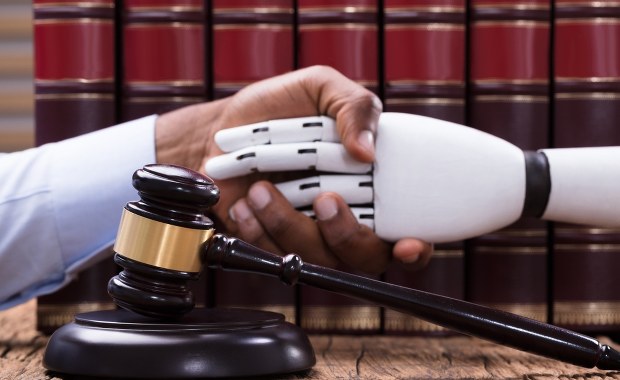 Zmarły przemówił na sali sądowej. Rodzina wygenerowała go przy pomocy AI